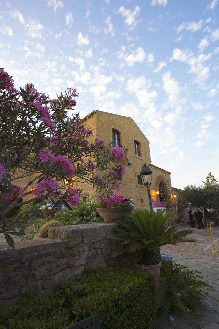 Hotel per 2 persone, con Terrazza e Giardino nonché Panorama a Salemi