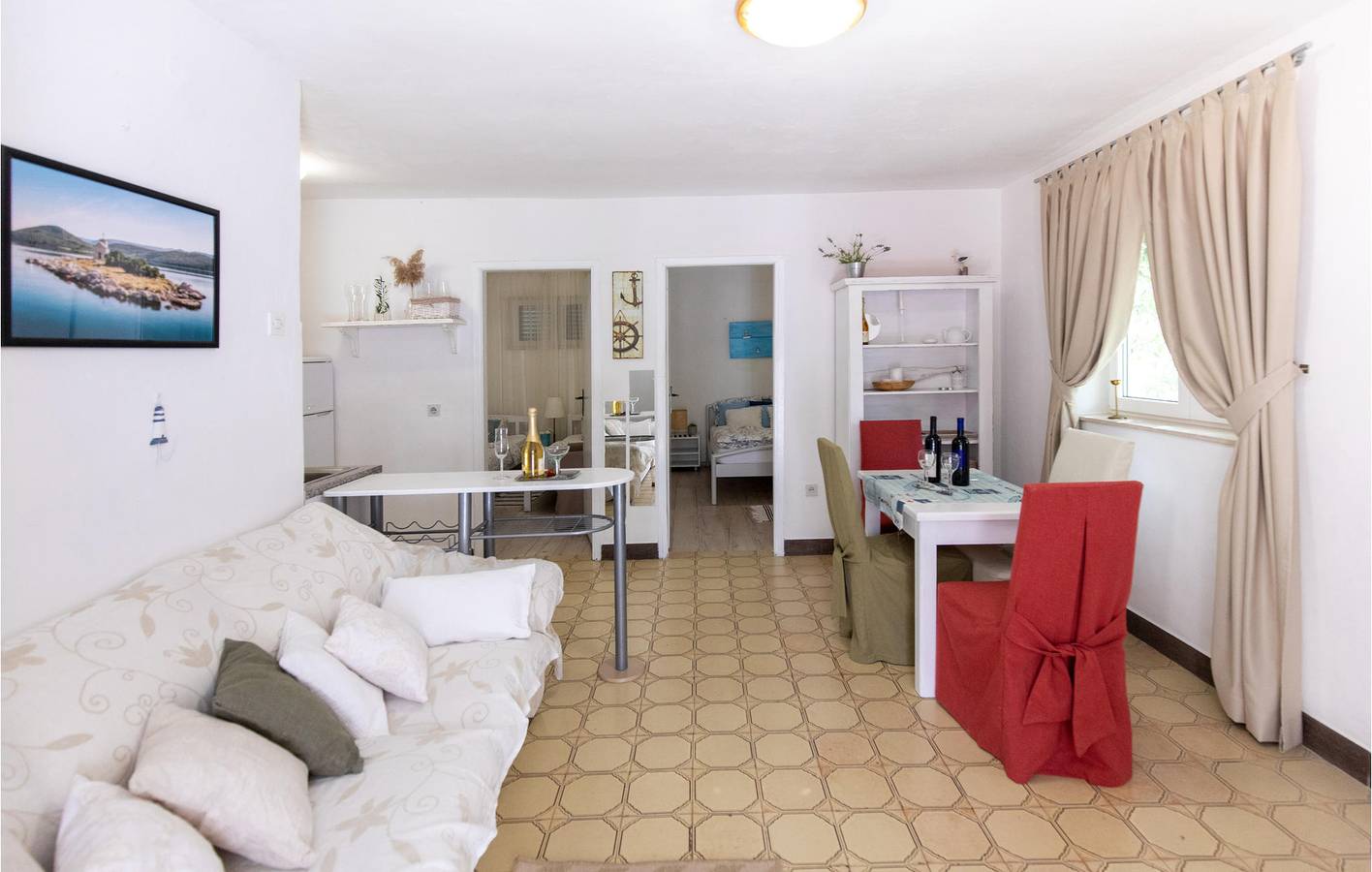 Entire holiday apartment, Holiday apartment for 4 people with terrace in Klek, Dubrovnik-Neretva