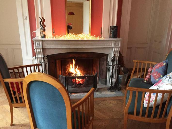 Location de vacances pour 2 personnes, avec vue et jardin à Charentay - 4