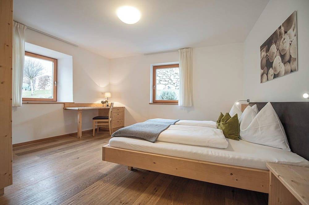 Ganze Wohnung, Apartment Wein 70 m² Wohlfühlkomfort in ruhiger Lage mitten im Weinberg in Neustift (Unterdorf), Vahrn