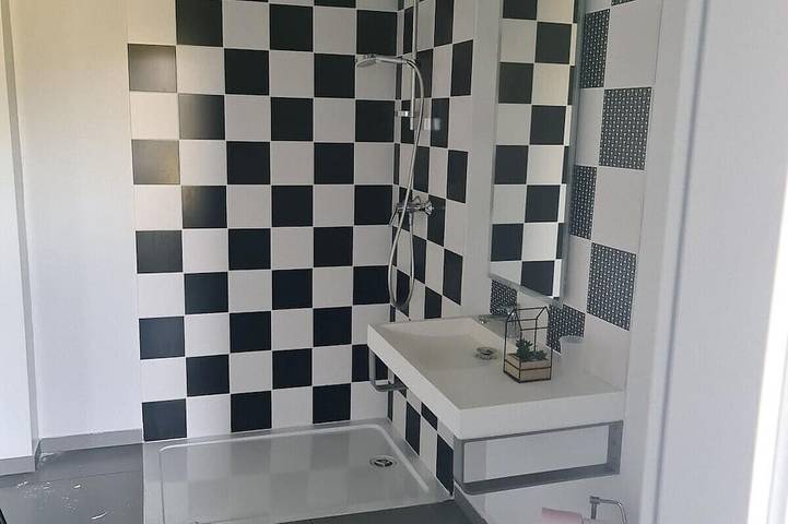 Location de vacances pour 8 personnes, avec balcon et jardin, animaux acceptés à Eccica-Suarella - 4