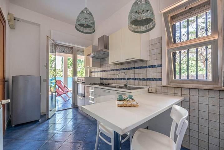 Appartamento per 7 persone, con giardino e panorama, con animali domestici a Addaura