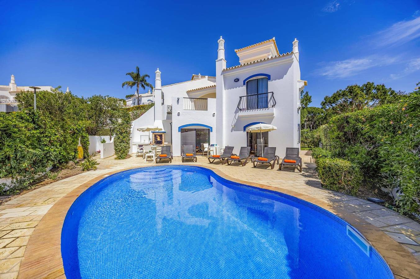 Villa für 6 Personen mit Garten in Quinta do Lago, Almancil