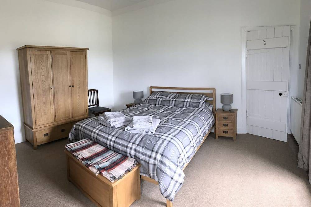 Charming self-catering Islay holiday cottage in a rural location in Argyll & Bute