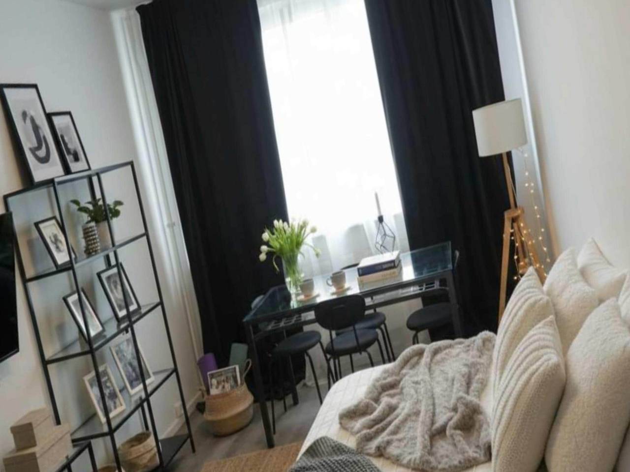 Entire apartment, Sunny Stay in Alexanderplatz in Mitte Berlin, Berlin