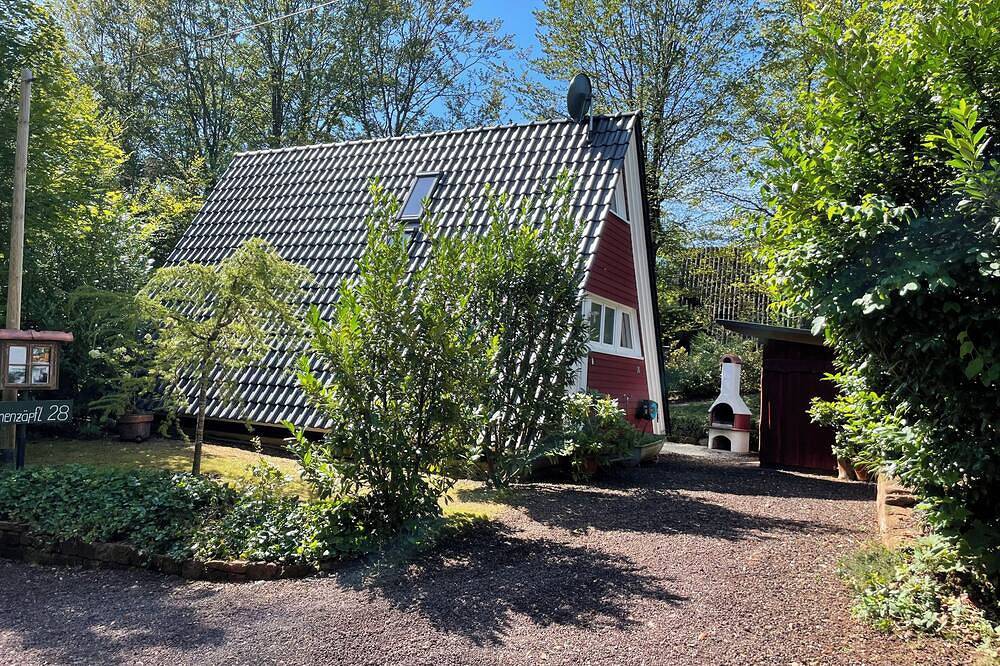 Gemütliches  Ferienhaus mit Außensauna, Klimaanlage und Wlan in Gossersweiler-Stein, Trifelsland
