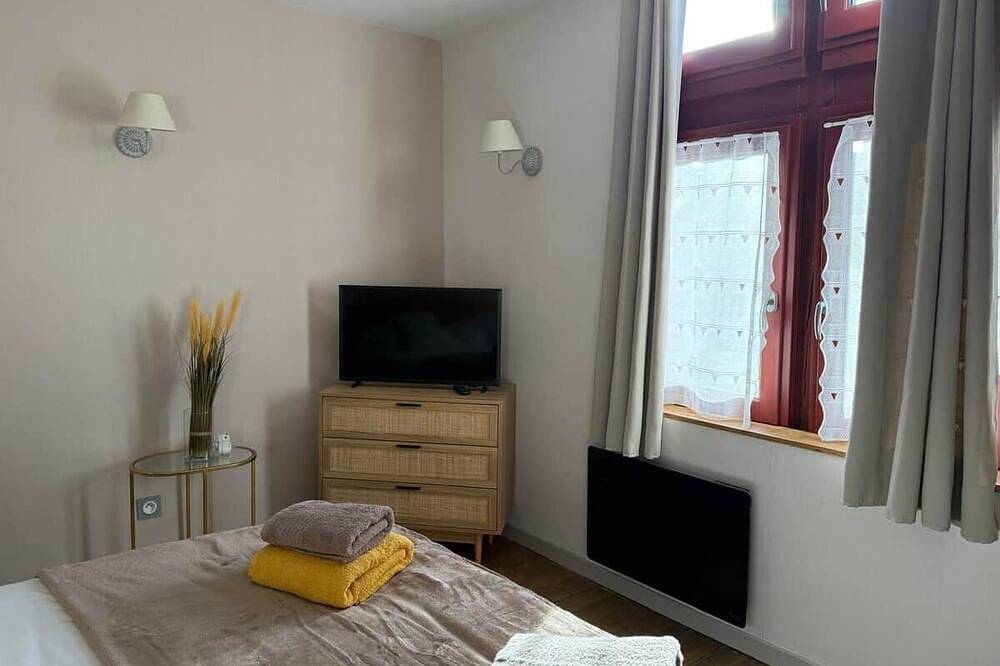 Apartamento entero, A completar in Troyes, Aube (desambiguación)