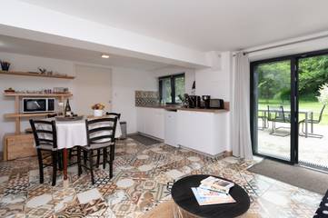 Maison De Vacances pour 4 Personnes dans Pluneret, Parc naturel régional du Golfe du Morbihan, Photo 3