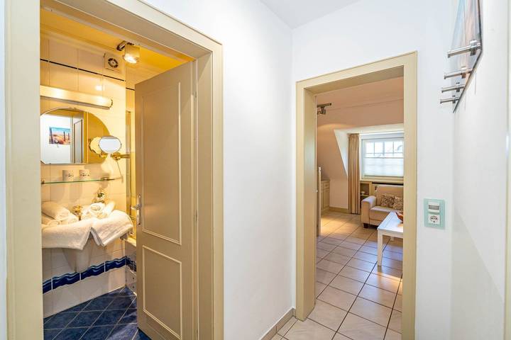 Ganze Wohnung, Ferienwohnung unter Reet für bis zu 4 Personen mit Sonnenkuhle. in Keitum, Sylt (Gemeinde)