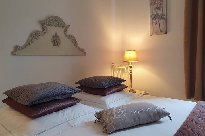 Gîte pour 3 personnes, avec balcon dans Office De Tourisme De Sarlat Perigord Noir - 2