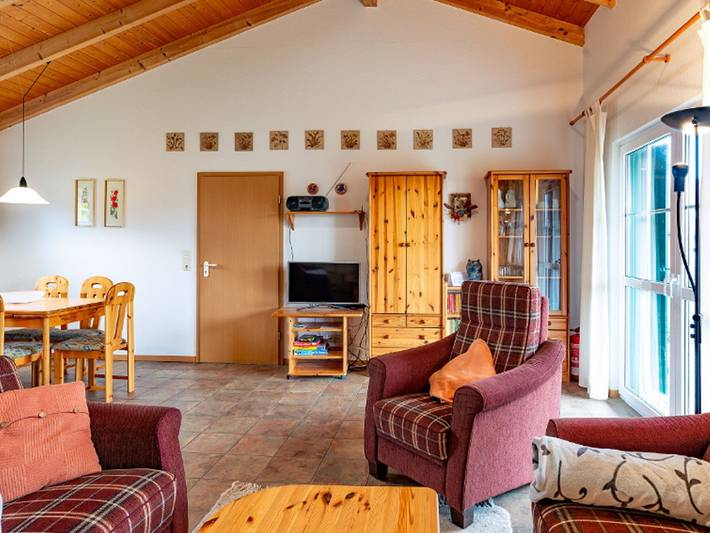 Ferienhaus für 6 Personen, mit Garten und Seeblick sowie Terrasse in Mecklenburgische Seenplatte - 4