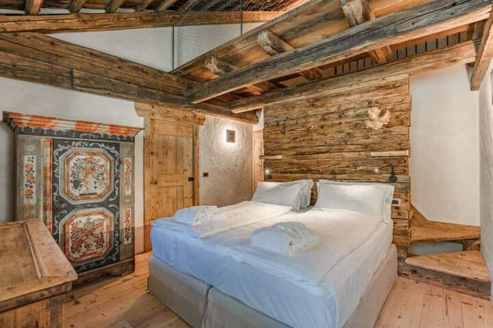 3 Bedroom Chalet in Arabba in Buchenstein, Dolomiti Superski
