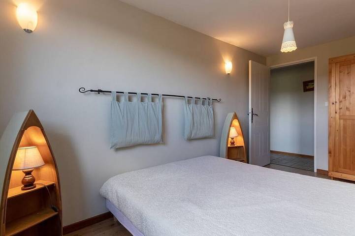 Gîte pour 11 personnes, avec jardin à Fougerolles - 4