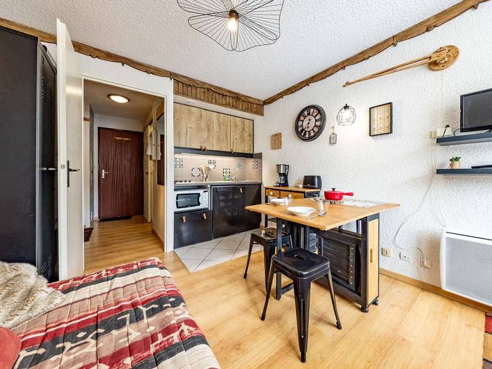 Gîte pour 4 personnes à Montgellafrey - 2