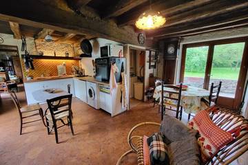 Gîte pour 6 personnes, avec jardin à Ardentes