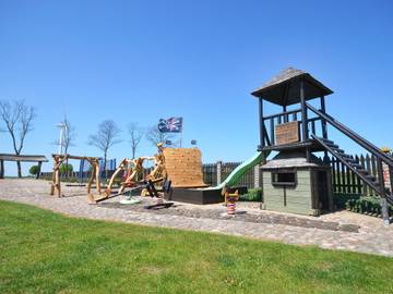 Log Cabin for 4 People in Polish Baltic Sea, Polish Baltic Sea Coast, Photo 3