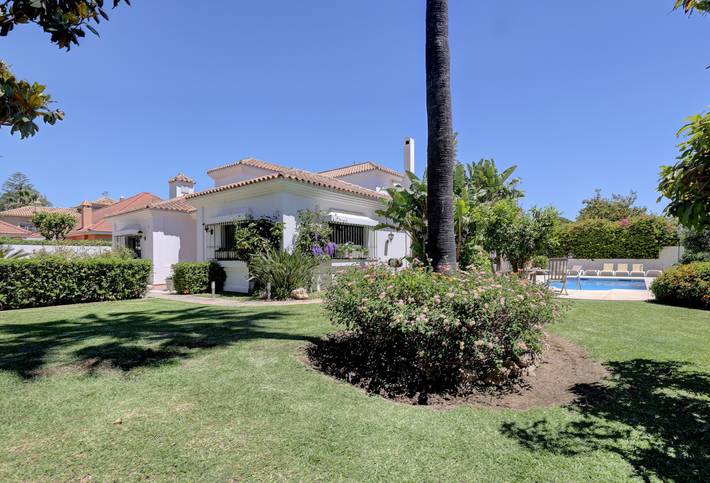 Villa pour 8 personnes, avec jardin, animaux acceptés à Marbella - 4