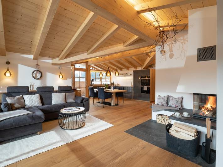 Ferienwohnung für 2 Personen, mit Balkon und Garten sowie Sauna in Oberndorf in Tirol