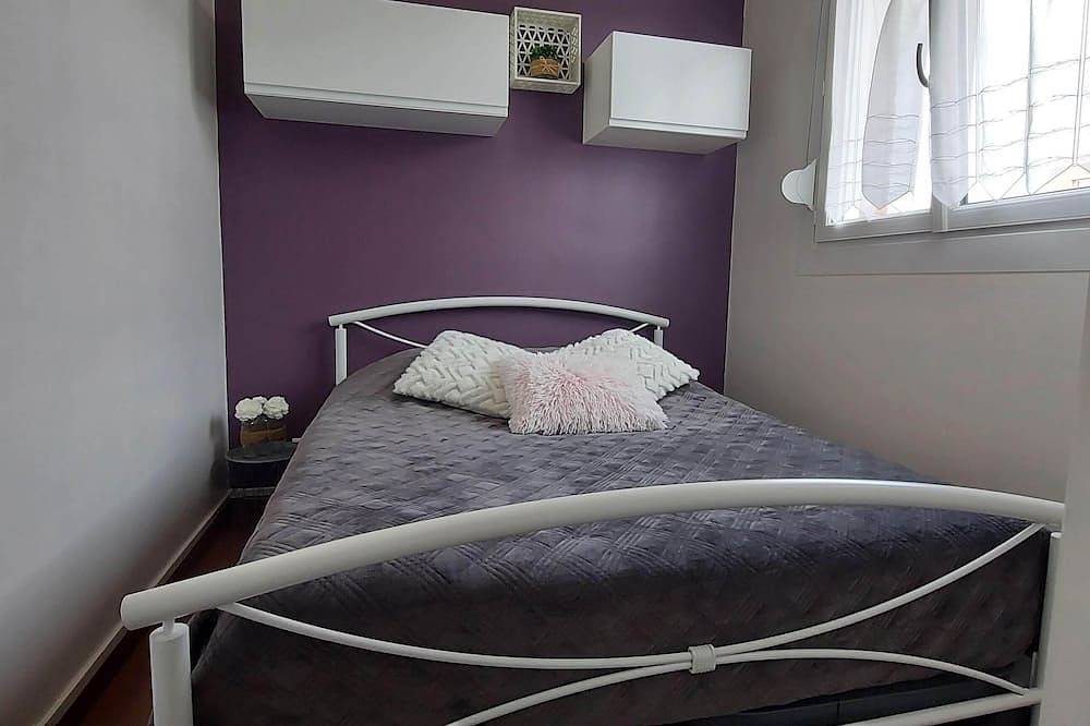 Apartamento entero, Alojamiento para 4 personas acogedoras con aparcamiento y bienvenida personalizada in Loos, Lille region