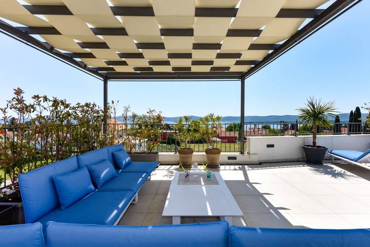 Ferienhaus für 12 Personen, mit Balkon und Whirlpool in Sveti Filip i Jakov - 3