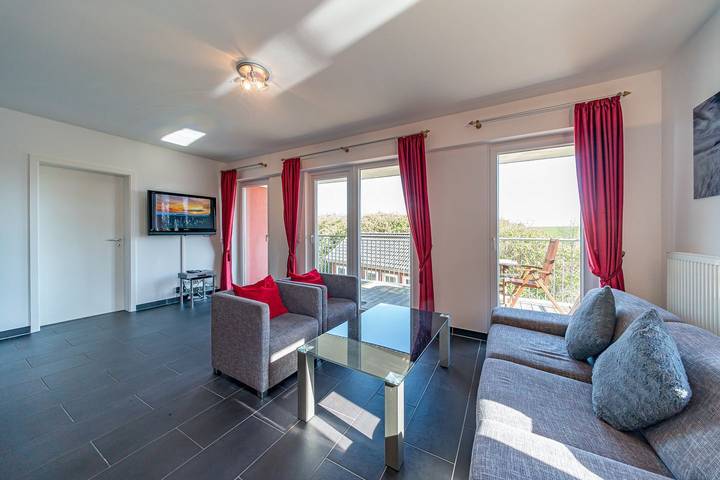 Ferienwohnung für 4 Personen, mit Whirlpool und Balkon sowie Sauna in Wangerland