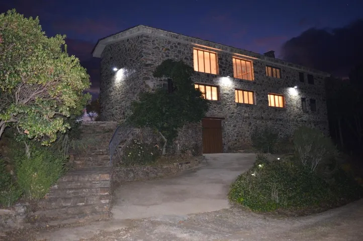 Landhaus für 3 Personen, mit Terrasse und Garten sowie Ausblick - 1