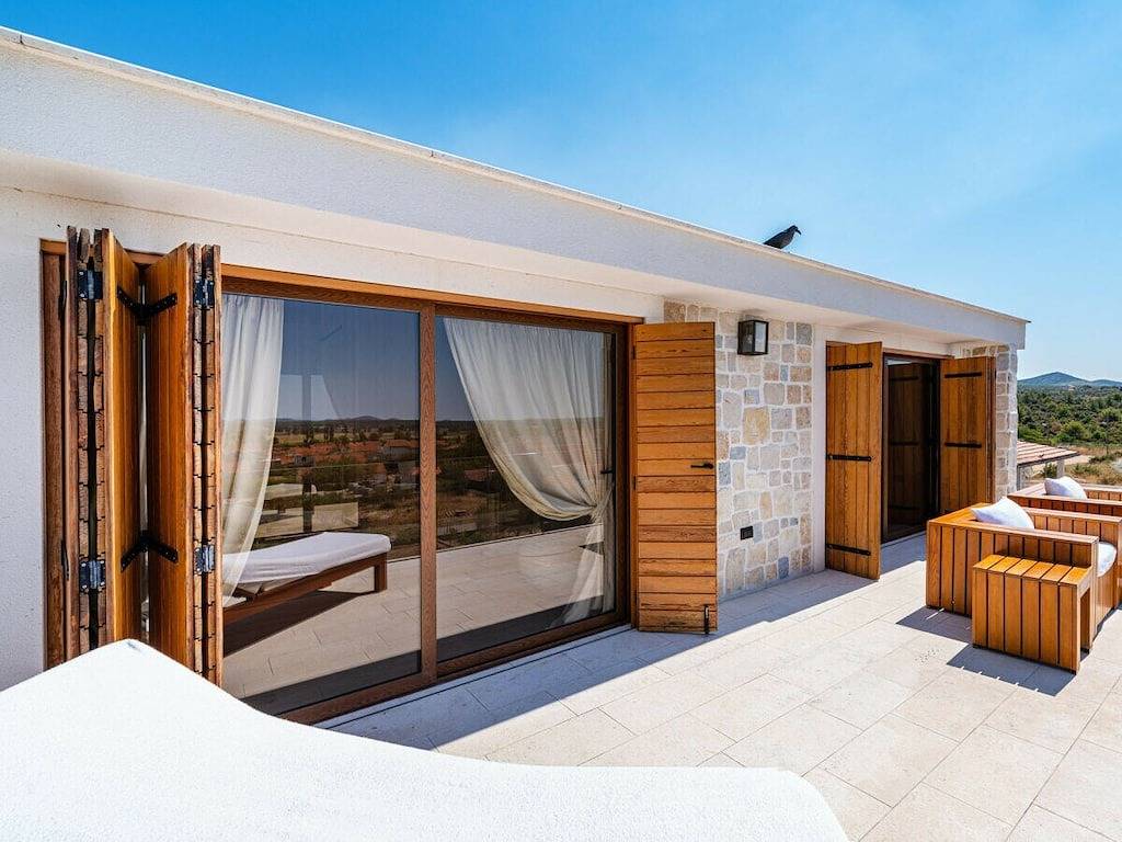 Villa in Polača met zwembad in Polača, Zadar