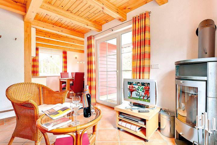 Ferienhaus für 6 Personen, mit Terrasse und Sauna in Baabe - 2