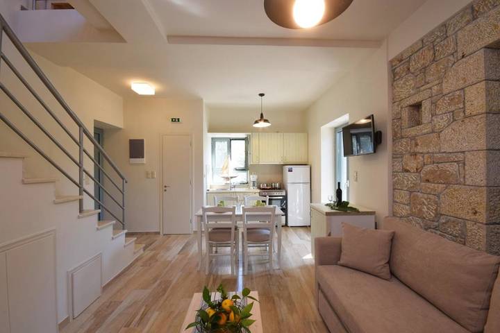 Ferienhaus für 3 Personen, mit Garten und Ausblick - 1