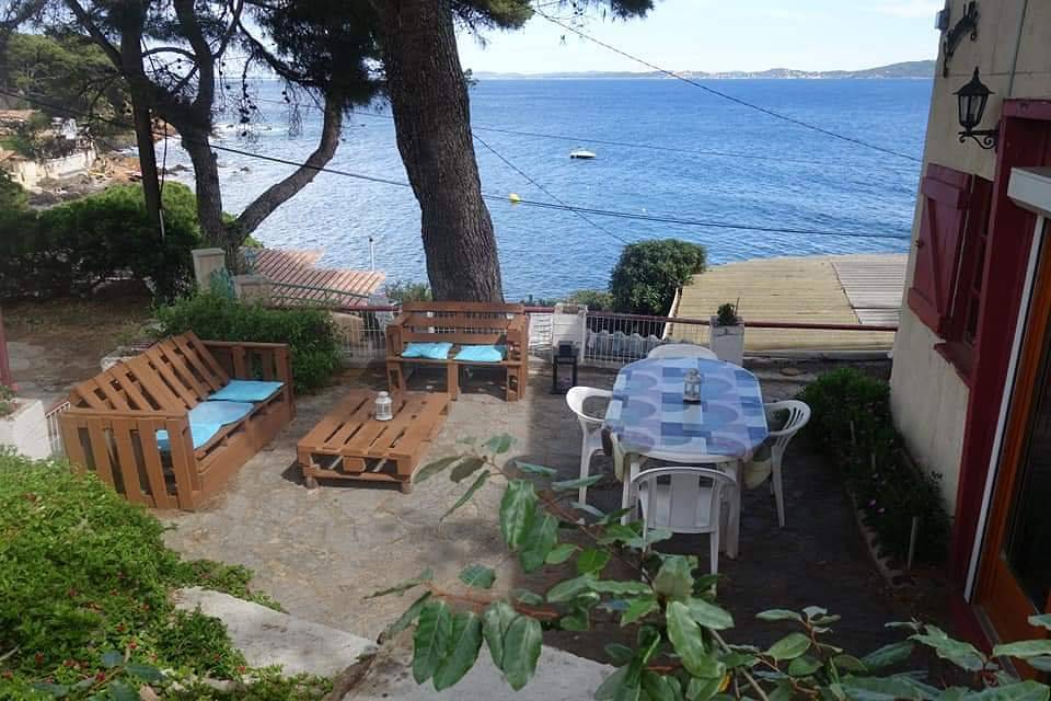 Cabanon bord de mer in Carqueiranne, Parc national de Port-Cros
