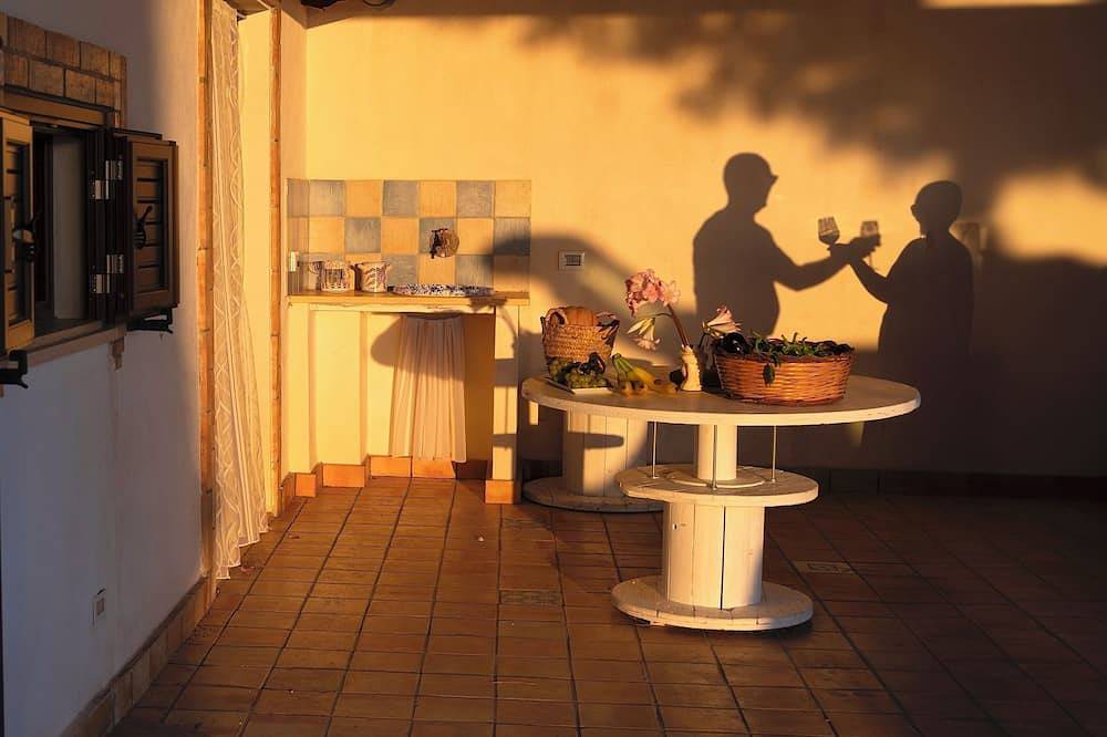 Monterotondo Holiday Home for 4 - with Pool, Nature and Close to the Beach in Sciacca, Agrigento Provinz