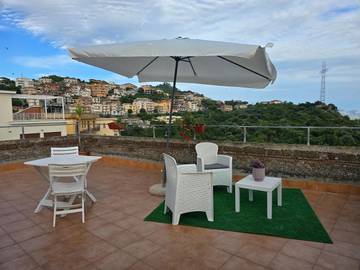 Gîte pour 2 personnes, avec terrasse et vue, animaux acceptés à Sezze
