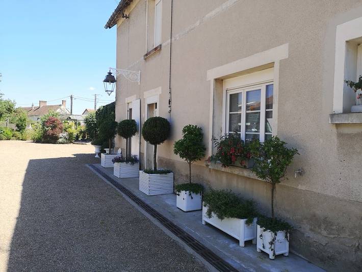 Gîte pour 15 personnes, avec piscine et jardin, animaux acceptés à Mont-près-Chambord - 2