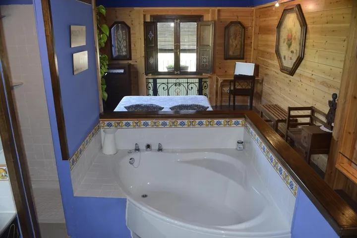 Casa rural para 2 personas, con balcón - 1