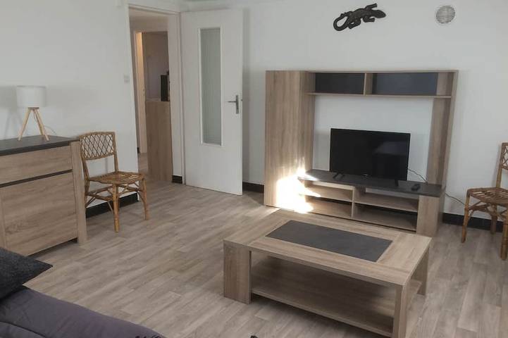 Gîte pour 6 personnes, avec terrasse et jardin à Petreto-Bicchisano - 3