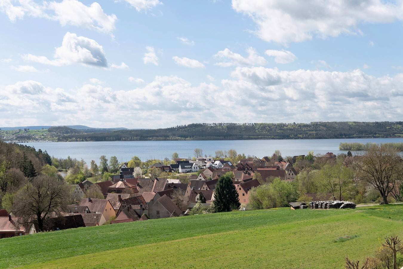 Ganze Wohnung, Familien-Apartment mit Seeblick in Enderndorf am See, Spalt