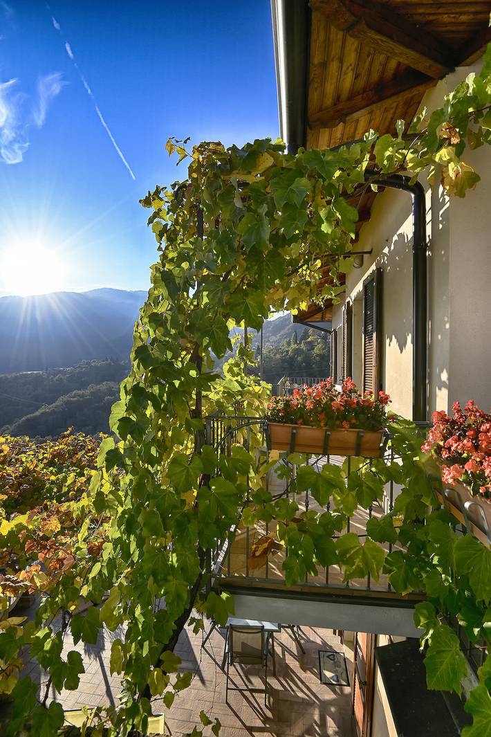 Ferienwohnung für 4 Personen, mit Terrasse und Seeblick in Tignale - 4