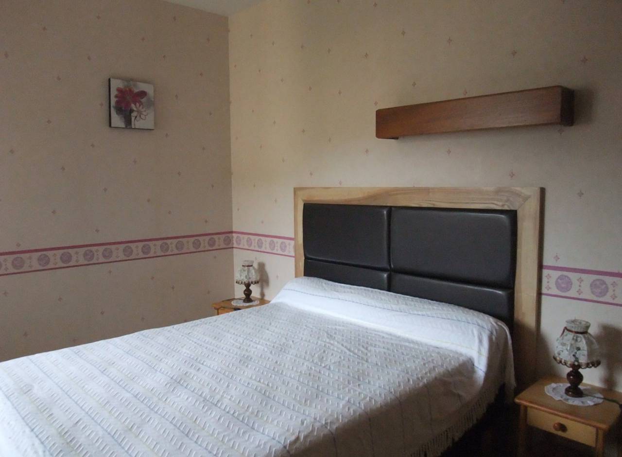 Domaine de la Cardabelle - Chambre Amande in Rivière-sur-Tarn, Parc naturel régional des Grands Causses