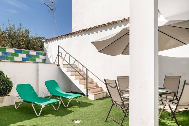 Casa rural para 4 personas, con jardín y balcón en Cortes de la Frontera