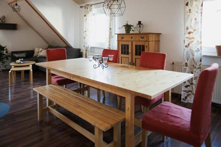 Ferienwohnung für 4 Personen, mit Balkon und Terrasse sowie Ausblick in Bad Ditzenbach - 3