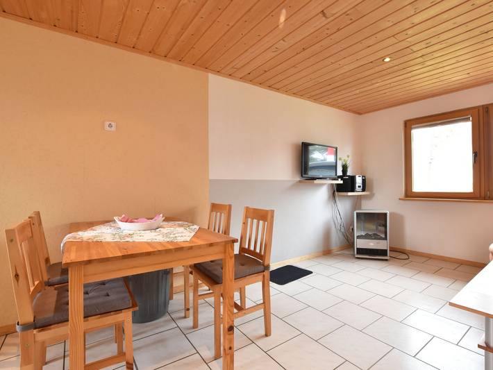 Ferienhaus für 3 Personen, mit Terrasse und Garten in Pepelow - 4