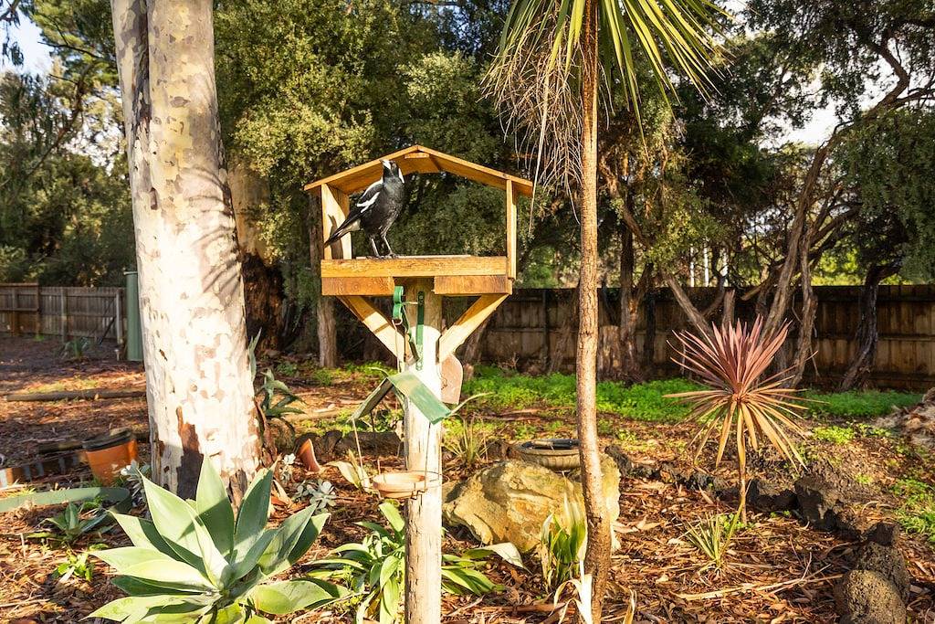 Golfside Getaway by Ready Set Stay - Neat bungalow,Wifi,linen & towels included in Melbourne, Mornington Peninsula