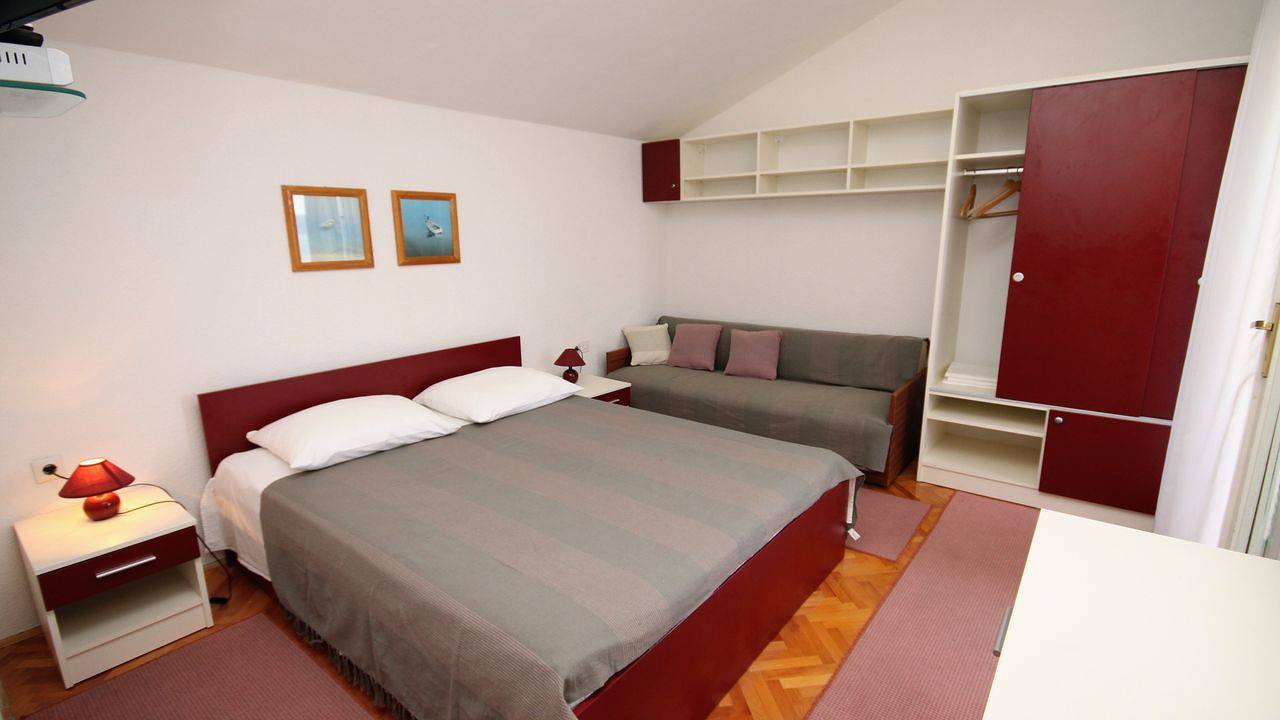 Ganze Ferienwohnung, Ferienwohnung für 6 Personen (44 m²) in Igrane in Igrane, Makarska Riviera