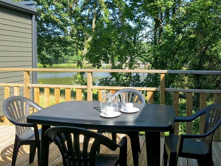 Maison de vacances pour 4 personnes, avec jardin ainsi que terrasse et piscine