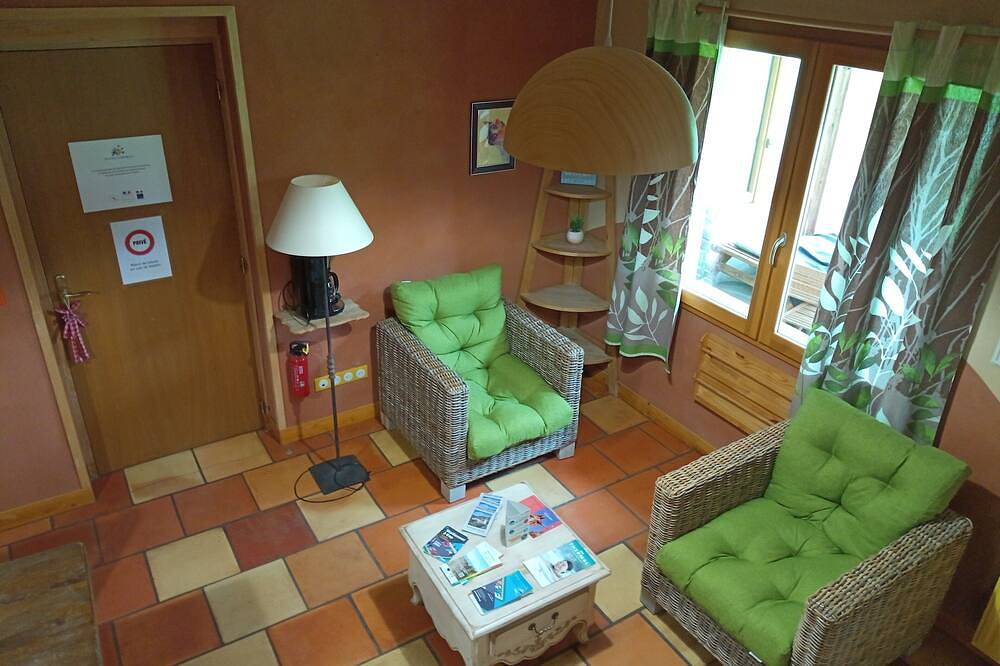 Bed and breakfast 9 km from Gap. in La Bâtie-Vieille, Nationalpark Écrins