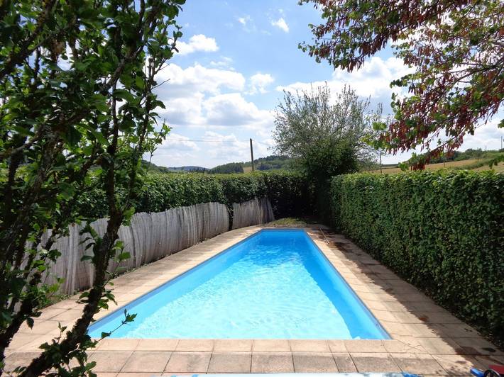Gîte pour 8 personnes, avec Piscine à Dompierre-les-Ormes - 4