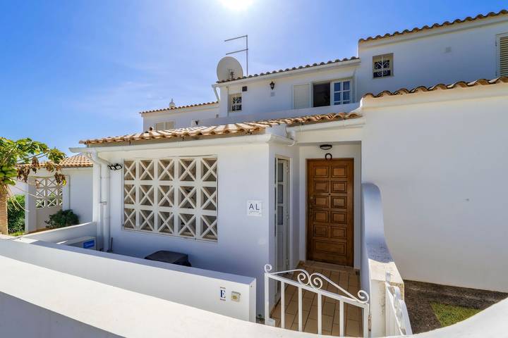 Casa Quinta Do Poço – 2 Bedrooms, A/C, Pool, Wi-Fi in Albufeira e Olhos de Água, Faro District