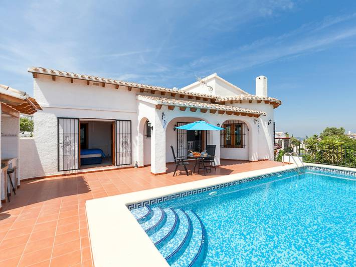 Maison de vacances pour 6 personnes, avec terrasse ainsi que vue et piscine - 1
