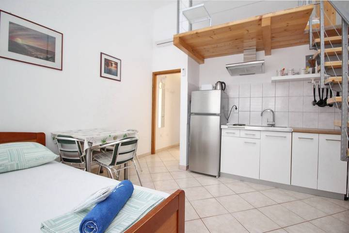 Ganze Wohnung, Studio Apartment Judik - strandnah, ohne Balkon in Zarok, Baska
