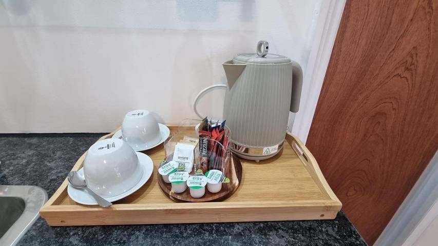 Suite with kitchenette 2 in London Colney, Hertfordshire